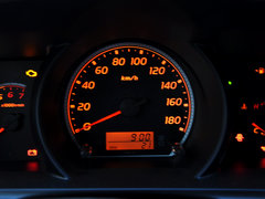 2011款 HIACE 2.7L 自动 标准版 13座