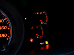 2011款 HIACE 2.7L 自动 标准版 13座