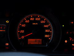 2011款 HIACE 2.7L 自动 标准版 13座