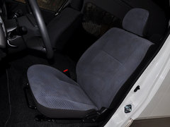 2011款 HIACE 2.7L 自动 标准版 13座