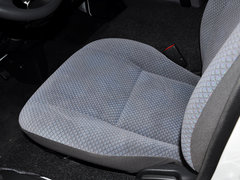 2011款 HIACE 2.7L 自动 标准版 13座