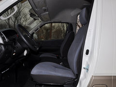 2011款 HIACE 2.7L 自动 标准版 13座