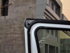 2011款 HIACE 2.7L 自动 标准版 13座