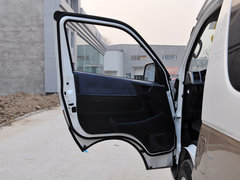 2011款 HIACE 2.7L 自动 标准版 13座