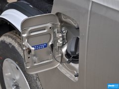 2011款 HIACE 2.7L 自动 标准版 13座