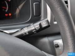 2011款 HIACE 2.7L 自动 标准版 13座
