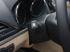 2012款 1.5L 手动 豪华版