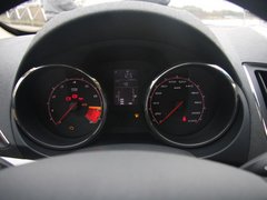 2012款 1.5L 手动 豪华版
