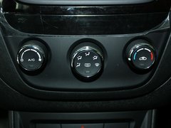 2012款 1.5L 手动 豪华版
