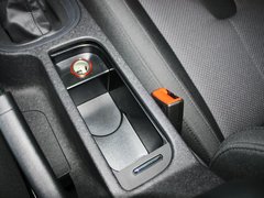2012款 1.5L 手动 豪华版