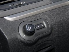2012款 1.5L 自动 领航版