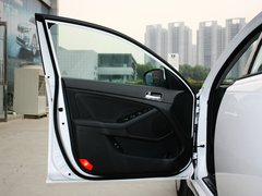 2012款 2.0L 自动 DLX