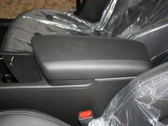 2012款 2.0L 自动 DLX
