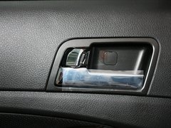 2012款 2.0L 自动 DLX