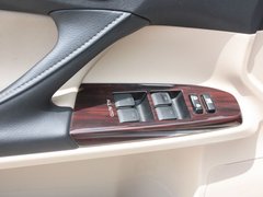 2012款 2.5V 自动 风度菁英炫装版