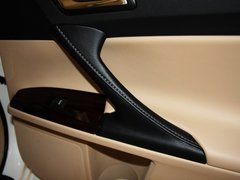 2012款 2.5V 自动 风度菁英炫装版