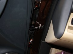2012款 2.0L 自动 四驱炫装版 5座