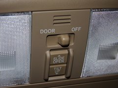 2012款 2.0L 自动 四驱炫装版 5座