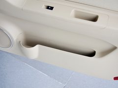 2012款 两厢 1.3L 手动 乐尚版