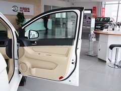 2012款 两厢 1.3L 手动 乐尚版