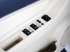 2012款 两厢 1.3L 手动 乐尚版