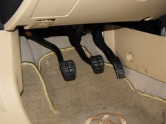 2012款 两厢 1.3L 手动 乐尚版