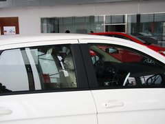 2012款 两厢 1.3L 手动 乐尚版
