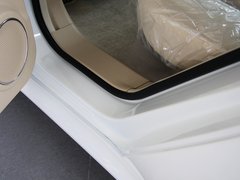 2012款 两厢 1.3L 手动 乐尚版