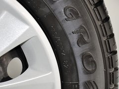 2012款 两厢 1.3L 手动 乐尚版