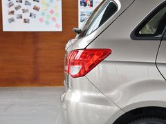 2012款 两厢 1.3L 手动 乐尚版