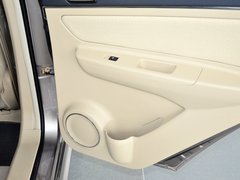 2012款 两厢 1.3L 手动 乐尚版