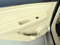 2012款 两厢 1.3L 手动 乐尚版