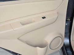 2012款 两厢 1.3L 手动 乐尚版