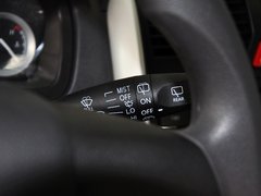 2012款 两厢 1.3L 手动 乐尚版