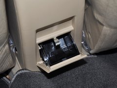2012款 两厢 1.3L 手动 乐尚版