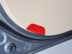 2012款 两厢 1.3L 手动 乐尚版