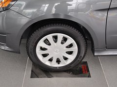 2012款 两厢 1.3L 手动 乐尚版