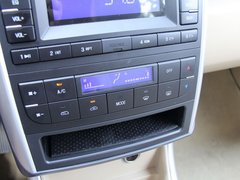 2012款 两厢 1.5L 手动 乐尚版