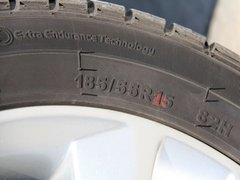 2012款 两厢 1.5L 手动 乐尚版