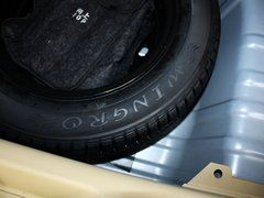 2012款 两厢 1.5L 手动 乐尚版