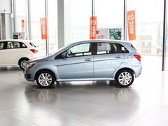 2012款 两厢 1.5L 手动 乐尚版