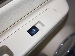 2012款 两厢 1.5L 手动 乐尚版
