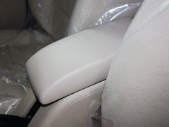 2012款 两厢 1.5L 手动 乐尚版