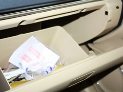 2012款 两厢 1.5L 手动 乐尚版