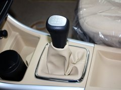 2012款 两厢 1.5L 手动 乐尚版