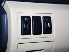 2012款 两厢 1.5L 手动 乐尚版