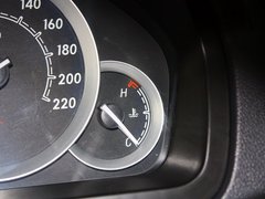 2012款 两厢 1.5L 手动 乐尚版