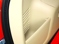 2012款 两厢 1.5L 手动 乐尚版