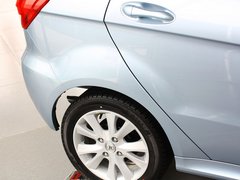 2012款 两厢 1.5L 手动 乐尚版