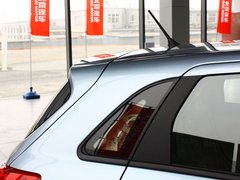 2012款 两厢 1.5L 手动 乐尚版